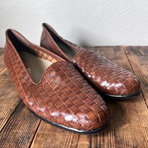 Trotters "Liz" Weaved Leather Slip-on Loafers in Brown